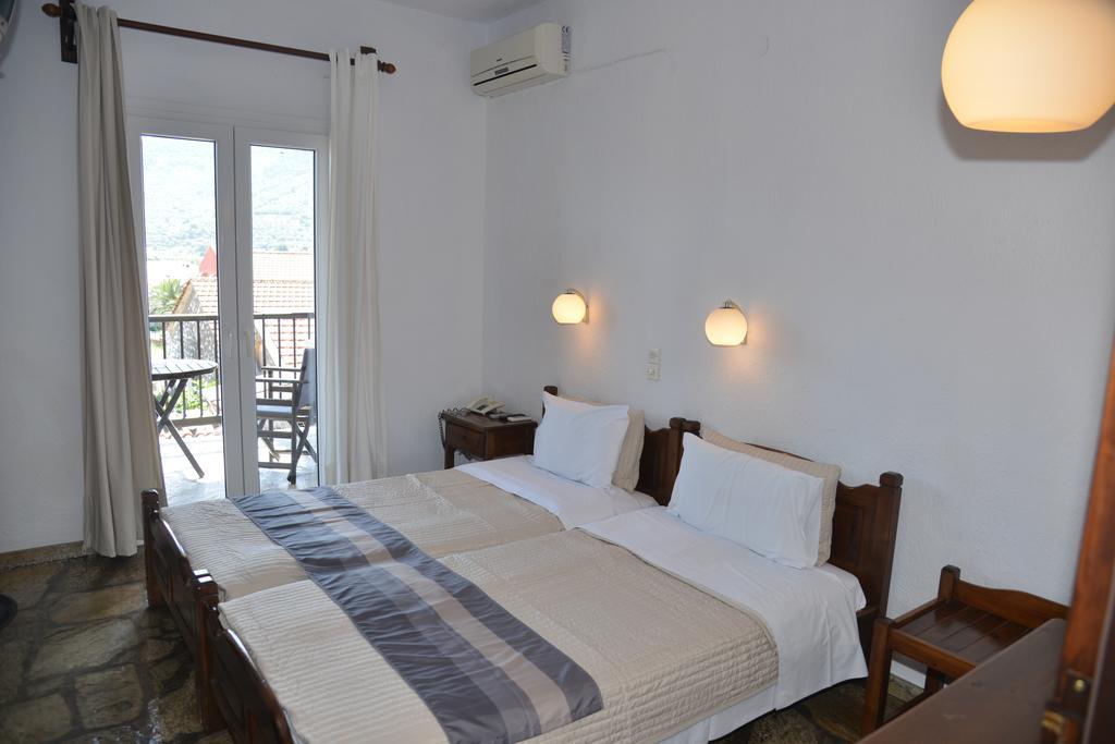 Hotel Anelli Скопелос Екстериор снимка