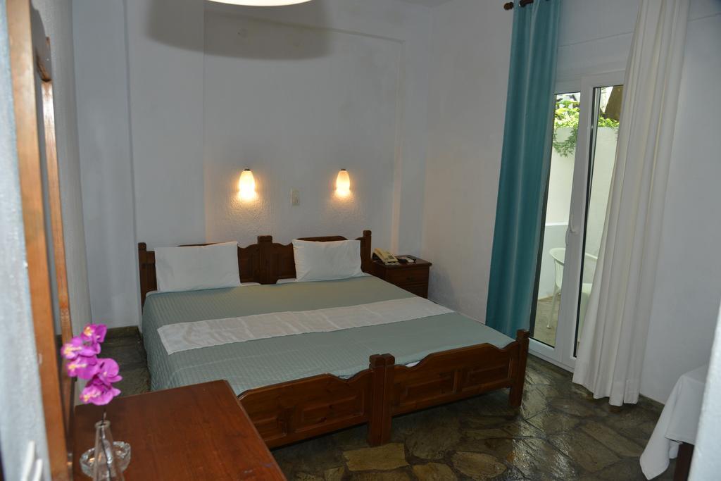 Hotel Anelli Скопелос Екстериор снимка